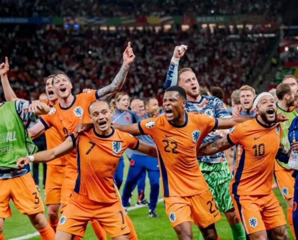 大发娱乐官网-希腊逼平芬兰，仍有望争夺欧洲杯强席位的简单介绍